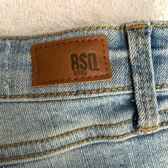 RSQ Jeans Venice Mid Rise Distressed Denim Shorts Size 3 - Picture 5 of 9